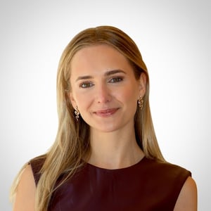 Irina Richardson - Professional Headshot
